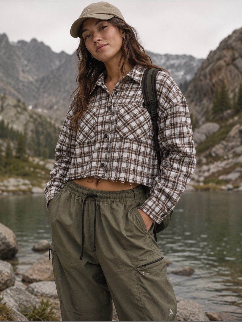 RSQ Plaid Raw Hem Crop Shirt Jacket Size Small Western Gorpcore
